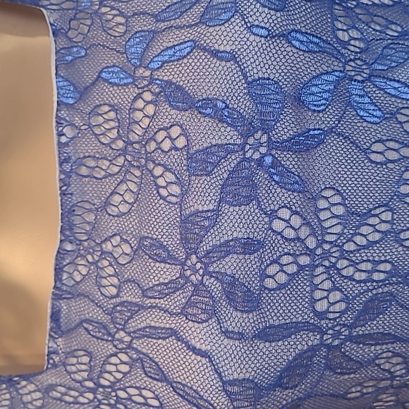 Xinyiyifang lace dress - Picture 2 of 9